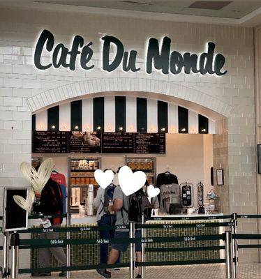 Cafe Du Monde by null