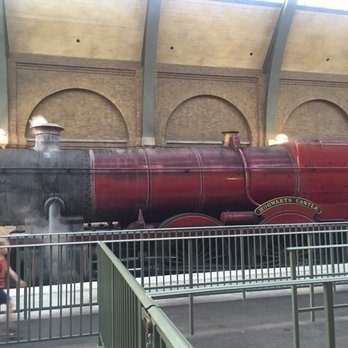 King's Cross Station - King's Cross Station: Hogwarts Express - Train Stations Near Me - Orlando, Florida