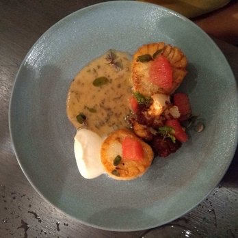 Solera - Scallops - Lounges Near Me - Honolulu, Hawaii