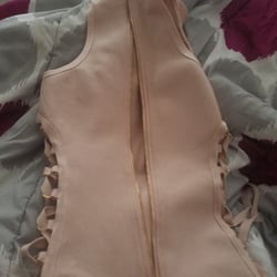 Posh - This is the dress. Where can I find this zip? The Taylor says it's all messed up and the whole thing needs replacing
