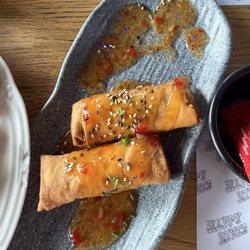 Happy River - Egg roll with vermicelli and beef