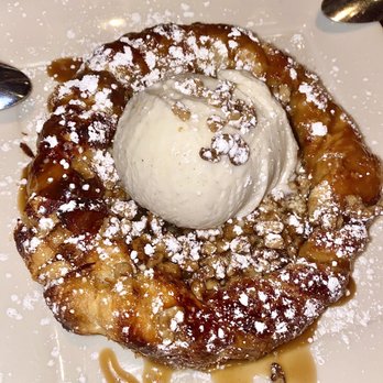 The White Chocolate Grill - Fresh Baked Apple Pie was AMAZING! must get! - American Near Me - Phoenix, Arizona