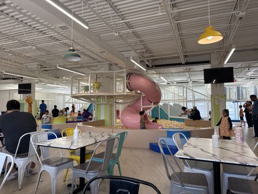 Huckleberry Play by null