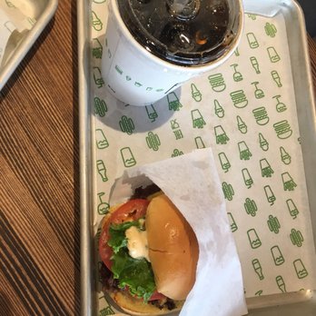 Shake Shack Central West End - Ice Cream & Frozen Yogurt Near Me - St. Louis, Missouri Shake Shack Central West End - Ice Cream & Frozen Yogurt Near Me - St. Louis, Missouri