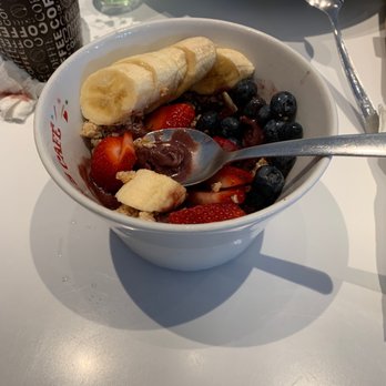 Bogart's Cafe - Acai Bowl - Breakfast & Brunch Near Me - Honolulu, Hawaii