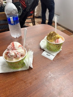 Heladería Lares by null