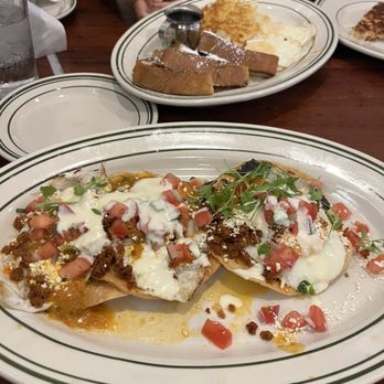 Ted's Bulletin Reston - Huevos Ranchero - Breakfast & Brunch Near Me - Reston, Virginia