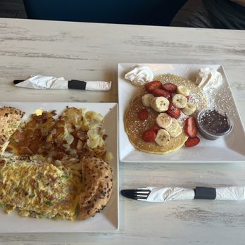 My Bagel Cafe - Western Cheese Omelette Onion bagel My Bagel Special - Pizza Near Me - Delran, New Jersey