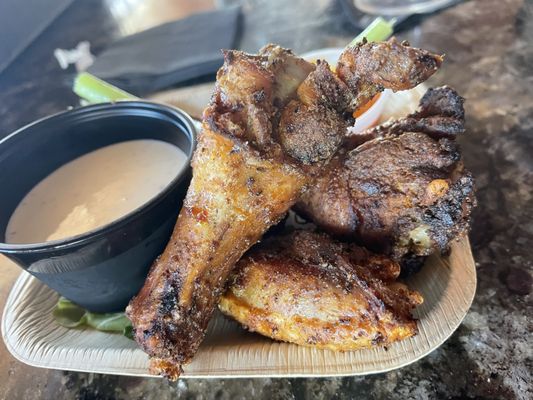 The VÜE Rooftop Bar by null