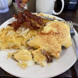 Frosty Bar - Eggs Bennie