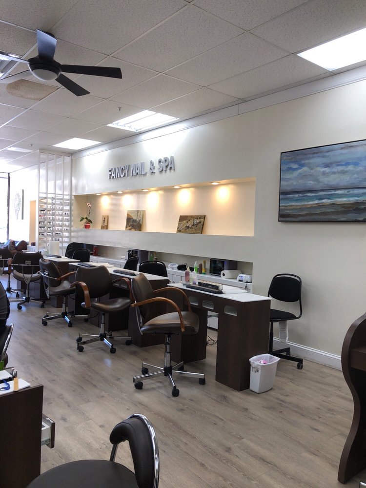 FANCY NAIL Updated August 2024 15 Reviews 99 Farmington Ave