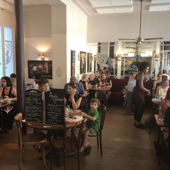 Le Montrosier - Le bien manger dans une ambiance familiale ! - Bistros Near Me - Neuilly-sur-Seine, 92 Le Montrosier - Le bien manger dans une ambiance familiale ! - Bistros Near Me - Neuilly-sur-Seine, 92