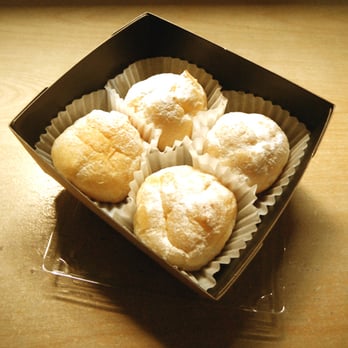 Paris Baguette - Choux Cream Bread - Bakeries Near Me - Queens, New York