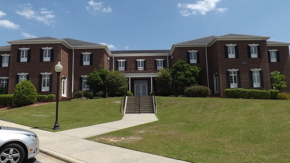 FAYETTEVILLE WOMAN’S CARE Updated August 2024 2029 Valleygate Dr