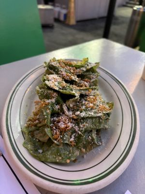 Jon & Vinny's Brentwood by null