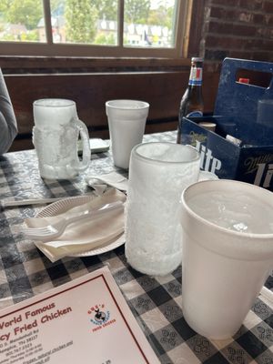 Gus's World Famous Fried Chicken by null