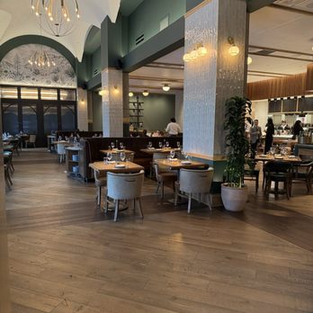 Credence - Dining Area - New American Near Me - Houston, Texas
