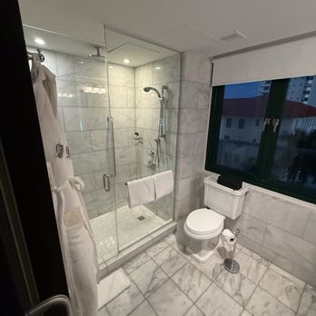 Condado Vanderbilt Hotel - Hotel room bathroom - Hotels Near Me - San Juan, Puerto Rico Condado Vanderbilt Hotel - Hotel room bathroom - Hotels Near Me - San Juan, Puerto Rico