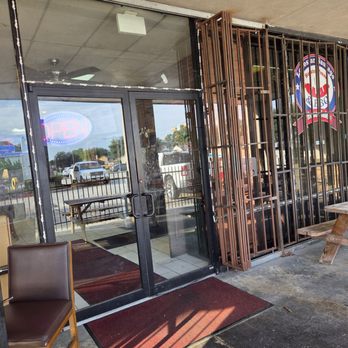 Lonestar Sausage & BBQ - Front area with some outside seating - Barbeque Near Me - Houston, Texas Lonestar Sausage & BBQ - Front area with some outside seating - Barbeque Near Me - Houston, Texas