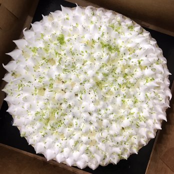 L'Experience Paris - Bellevue - Yuzu cake - Bakeries Near Me - Bellevue, Washington