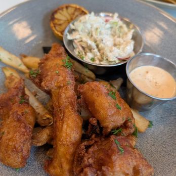 High Bank Distillery - Excellent fried fish! - American Near Me - Westerville, Ohio High Bank Distillery - Excellent fried fish! - American Near Me - Westerville, Ohio