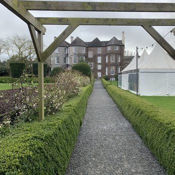 Kilkenny Castle - Museums Near Me - Kilkenny, KK