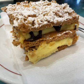 Dal Mas - Patisserie/Cake Shop Near Me - Venezia, VE