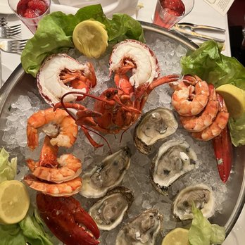 The Capital Grille - Cold Shellfish Platter- Appetizer The Bohemian - Steakhouses Near Me - Phoenix, Arizona The Capital Grille - Cold Shellfish Platter- Appetizer The Bohemian - Steakhouses Near Me - Phoenix, Arizona
