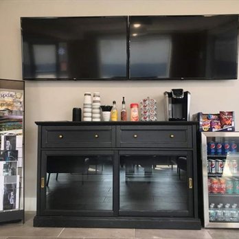 Phase Garage - Enjoy your drink and snack - Auto Repair Near Me - Iowa City, Iowa Phase Garage - Enjoy your drink and snack - Auto Repair Near Me - Iowa City, Iowa