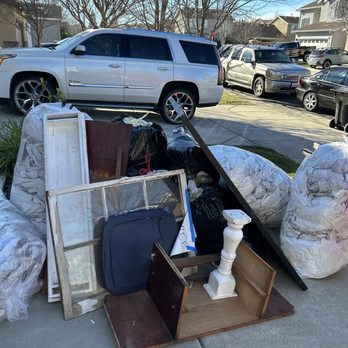 123 Junk Free - Garage junk - Junk Removal & Hauling Near Me - Sacramento, California