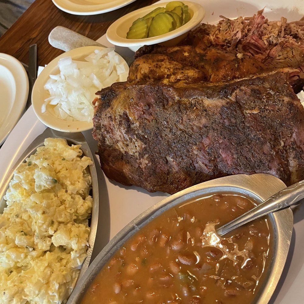 Grumpy Jake's BBQ - Family Platter! Amazing! - Barbeque Near Me - Pinetop-Lakeside, Arizona Grumpy Jake's BBQ - Family Platter! Amazing! - Barbeque Near Me - Pinetop-Lakeside, Arizona