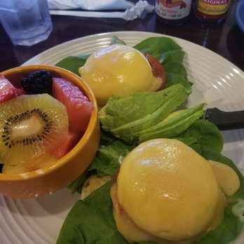 Blackbird Café - Egg Flower - Cafes Near Me - Long Beach, California