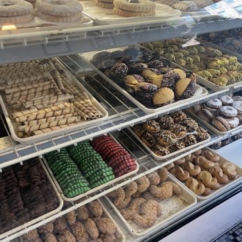 Mazzola Bakery - Bakery case - Bakeries Near Me - Brooklyn, New York