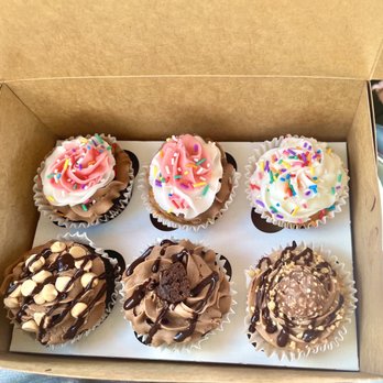 Sarasota Bakehouse - Napoleon 2x, vanilla, peanut butter, chocolate lover, Nutella. - Bakeries Near Me - Sarasota, Florida