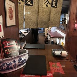 Chins Gourmet - Service counter for takeout