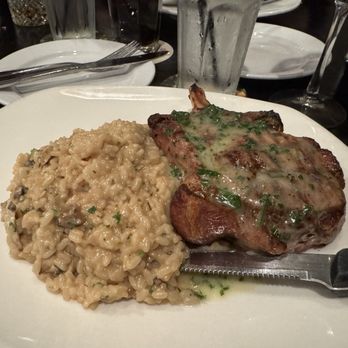 Lemmo's Grill - Tomahawk pork chop and risotto - New American Near Me - Moorpark, California Lemmo's Grill - Tomahawk pork chop and risotto - New American Near Me - Moorpark, California