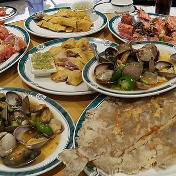 Vinh Hoa - Our order of lobster, clams, chicken, and fish for a party 7 during one of our visits. - Chinese Near Me - Houston, Texas Vinh Hoa - Our order of lobster, clams, chicken, and fish for a party 7 during one of our visits. - Chinese Near Me - Houston, Texas