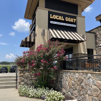 Local Goat - Landscaping at front entrance - Burgers Near Me - Ooltewah, Tennessee
