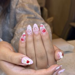 Polished Nails & Spa