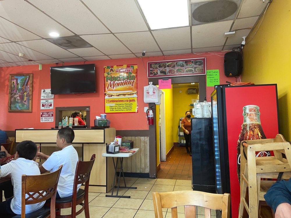 La Casa De Los Machetes, Stanton Roadtrippers