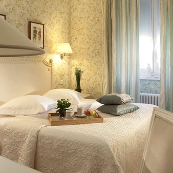 Gradlon - une chambre classique - Hotels Near Me - Quimper, 29