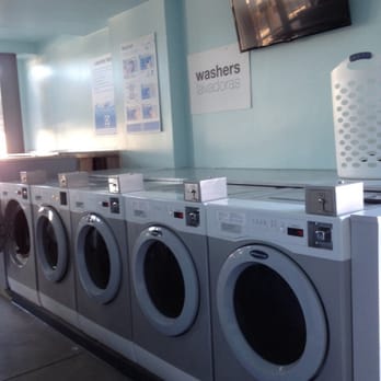 Azul Laundromat - Small Wascomat washers that use less water -- $2/wash - Laundromat Near Me - Richmond, California Azul Laundromat - Small Wascomat washers that use less water -- $2/wash - Laundromat Near Me - Richmond, California