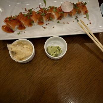Koi - Los Angeles - Orenji Roll - Japanese Near Me - Los Angeles, California
