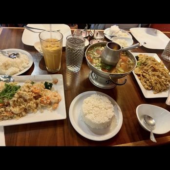 Bann Thai Restaurant - Tom yum koong shrimp soup, Thai Fried Rice, Thai Iced Tea, Phad Se-ew Noodles - Thai Near Me - Fort Collins, Colorado Bann Thai Restaurant - Tom yum koong shrimp soup, Thai Fried Rice, Thai Iced Tea, Phad Se-ew Noodles - Thai Near Me - Fort Collins, Colorado
