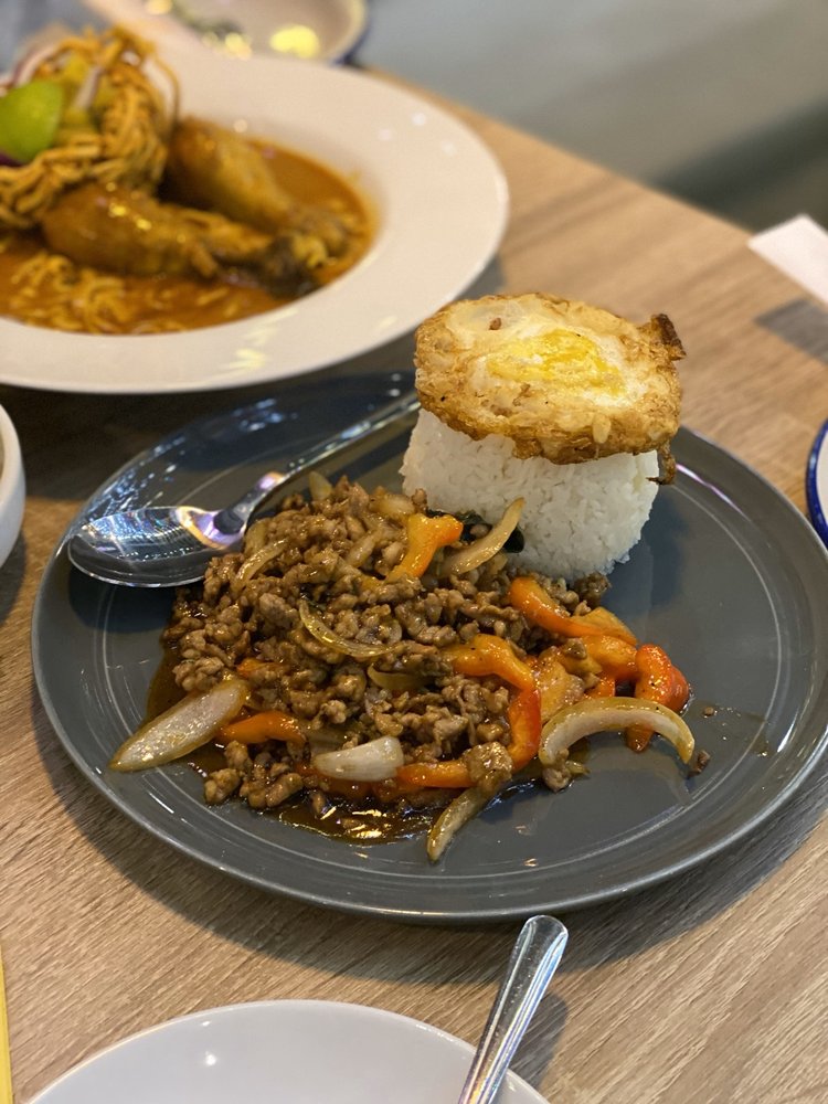 KIN DEE - 325 Photos & 205 Reviews - 2301 E Madison St, Seattle ...