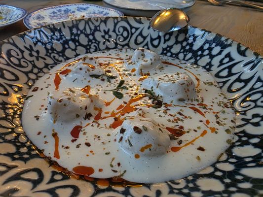 Ladino by null