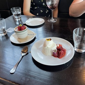 Evangeline - Creme brulee (left) and panna cotta - Cajun/Creole Near Me - Calistoga, California Evangeline - Creme brulee (left) and panna cotta - Cajun/Creole Near Me - Calistoga, California