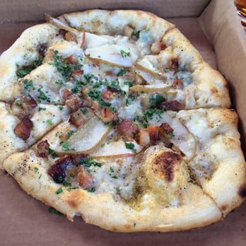 Industrial Eats - Pear, bacon and Gorgonzola pizza - Pizza Near Me - Buellton, California
