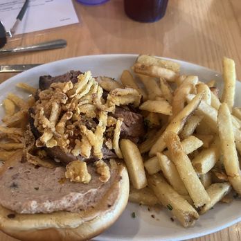 Salt + Smoke - Brisket Sandwich & Beef Fat Fries - Bars Near Me - Saint Louis, Missouri Salt + Smoke - Brisket Sandwich & Beef Fat Fries - Bars Near Me - Saint Louis, Missouri
