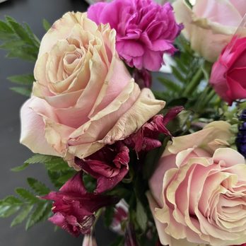 Blue Violet Flowers - Flowers - Florists Near Me - Thousand Oaks, California